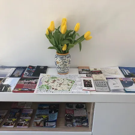Casa Elisa Dimora Urbana Konukevi Modena